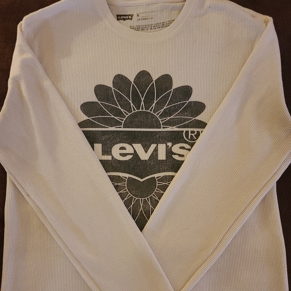 Levi's Strauss & Co. Floral Long Sleeve Shirt | Cream/Black | Medium - Picture 1 of 12